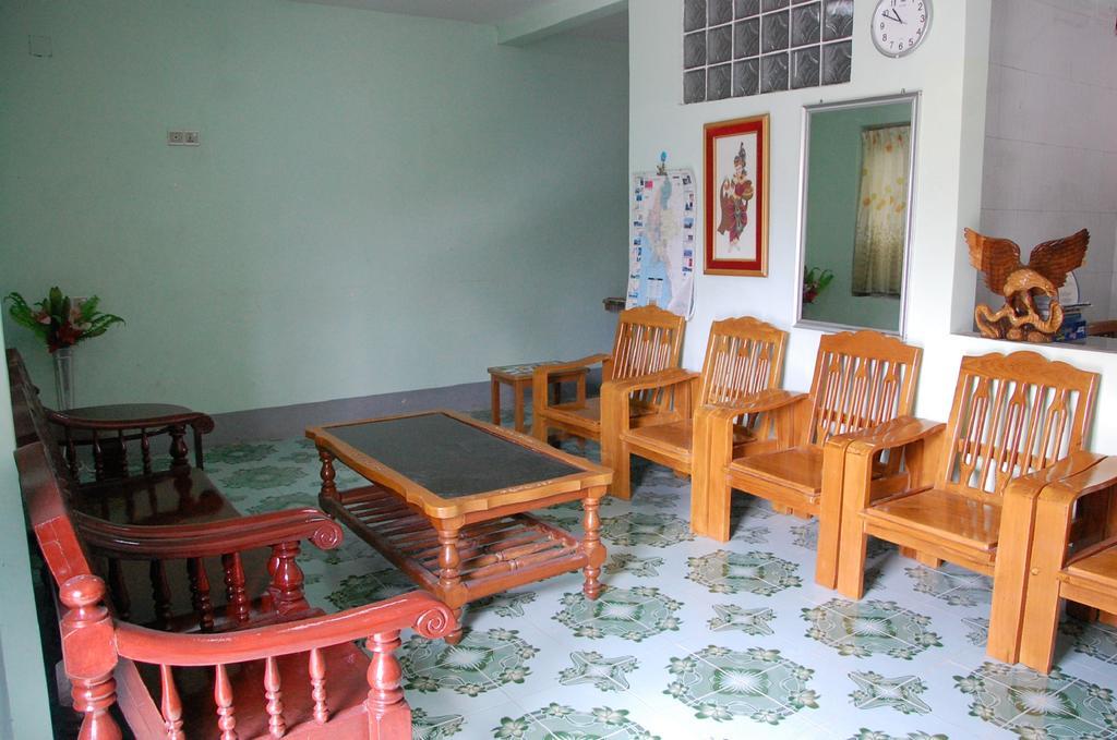 Dormitory @ Golden Kalaw Hotel Zewnętrze zdjęcie