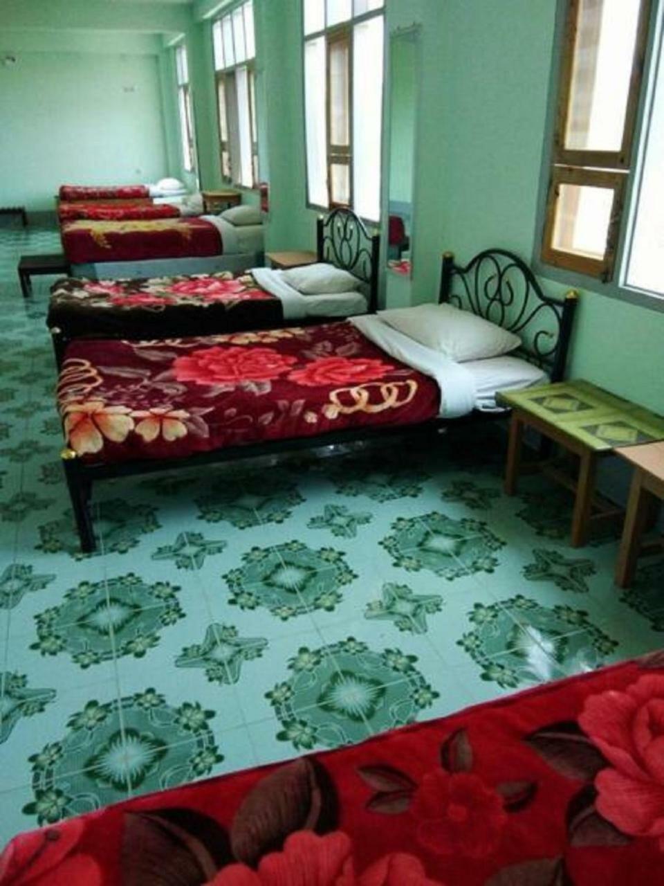 Dormitory @ Golden Kalaw Hotel Zewnętrze zdjęcie